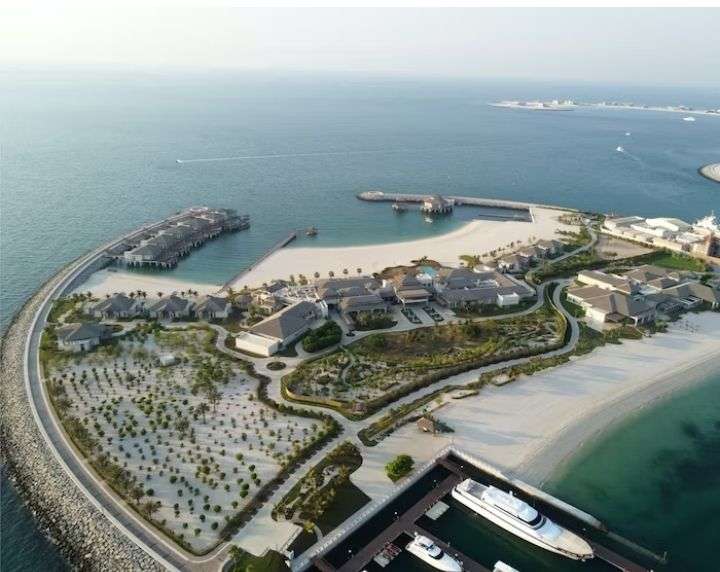 10 Best Beach RESORTS in Dubai discover the luxury 2024