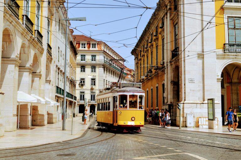 Unlocking the Secrets of Lisbon Weather: A Comprehensive Guide 2024″