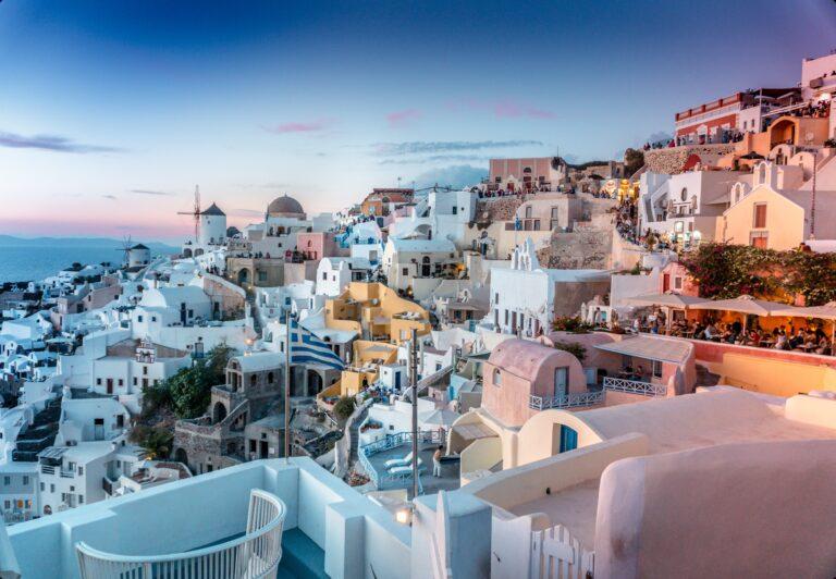 Santorini Greece: A Paradise Unveiled for Discerning Travelers 2024